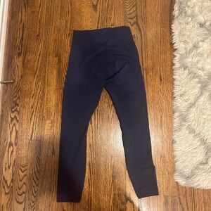 Lulu leggings. Navy. Size 6.